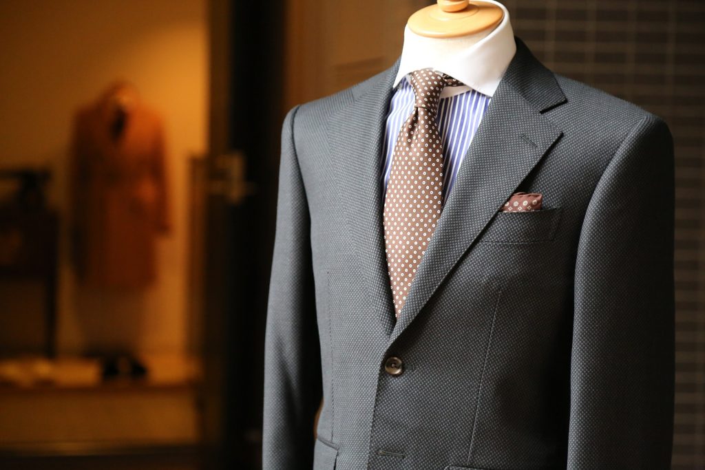 Seamless Style in the City: Discover the Best Same Day Alterations and  Tailors in London with A & Z Tailor & Alteration : u/AZTailorandAlteratio